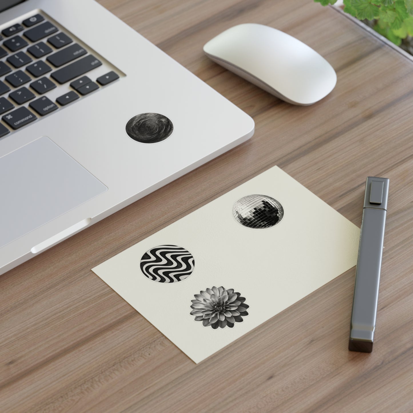Black & White Wetbottle Stickers